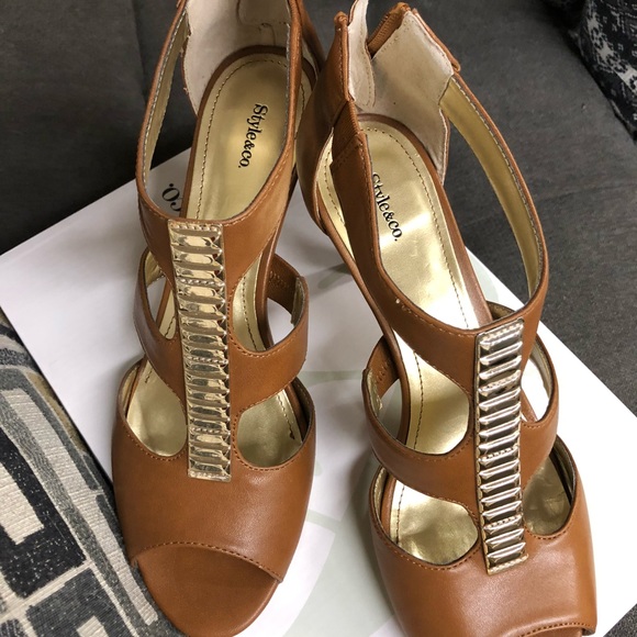 Style & Co. Shoes - Style & Co. Sandals 🧡🧡